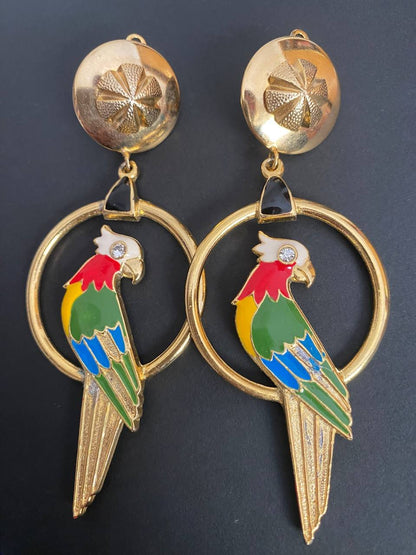 Tropical Parrot Elegance