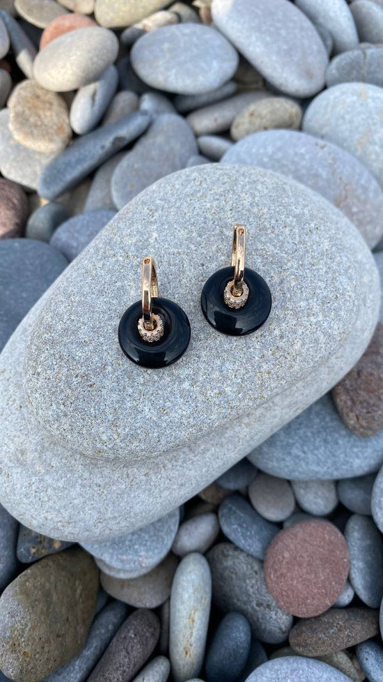 Black Chic