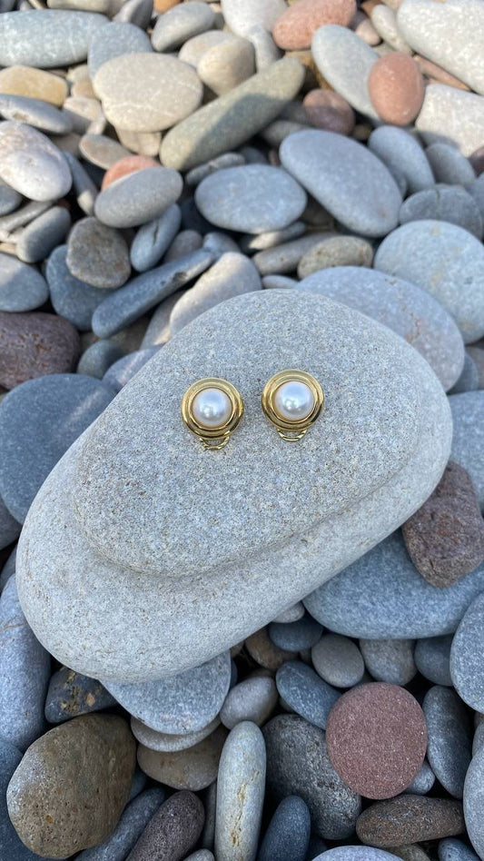 Retro Charm