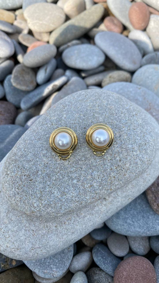 Retro Charm