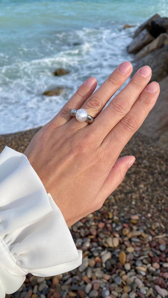 Silver Pearl of the Ocean